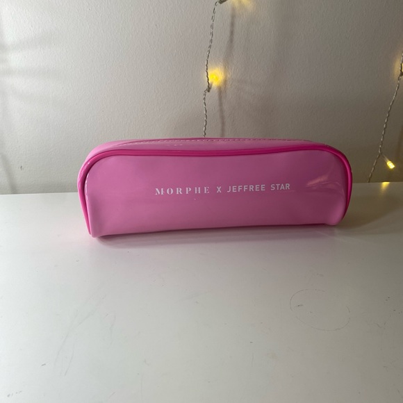 MORPHE COSMETICS x Jeffree Star Pink Brush Kit Bag! DISCONTINUED BY MORPHE - Picture 2 of 12